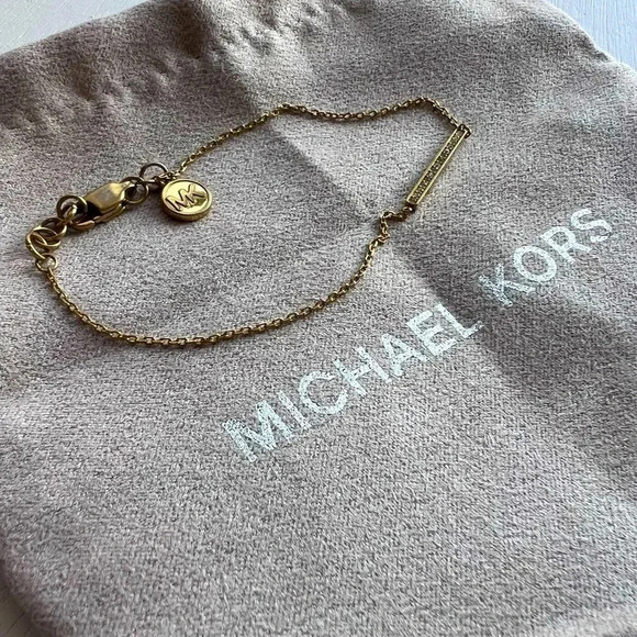 Michael Kors Sparkling Pave Crystal Bar Bracelet - Picture 1 of 6